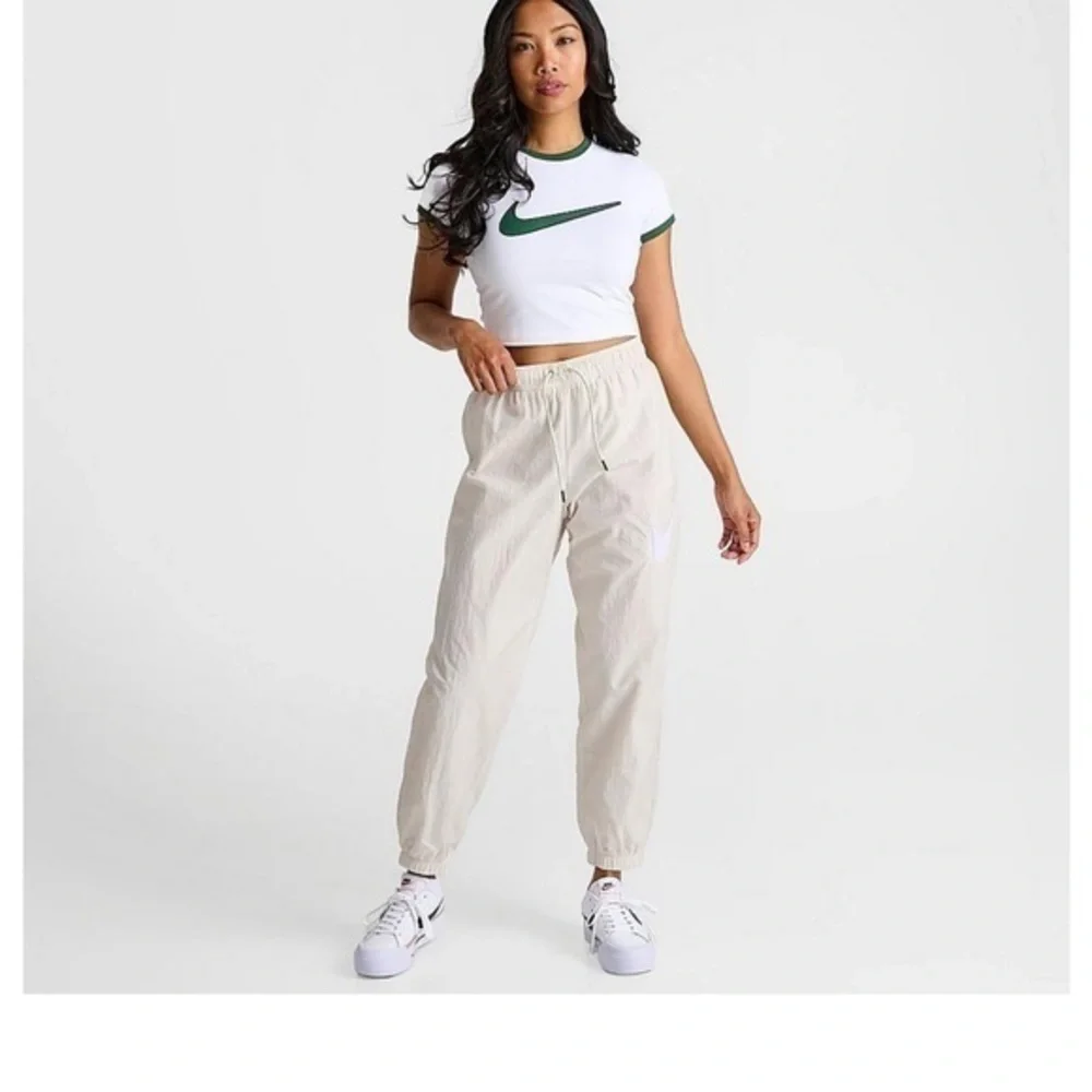 Nike windbreaker joggers. Women’s size XL.